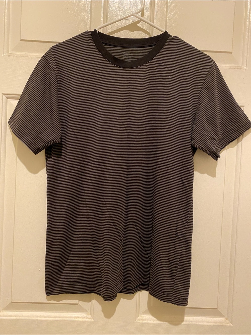 Uniqlo Airism t-shirt - Picture 1 of 4